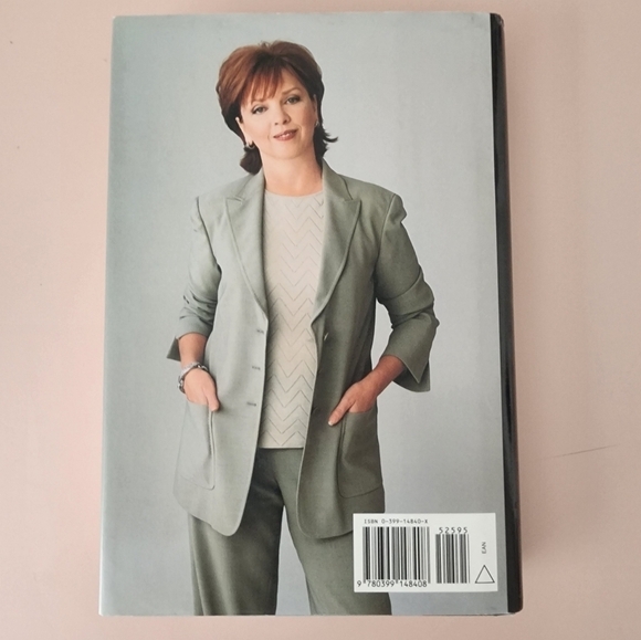 Nora Roberts "Three Fates" Hardback Book - Picture 2 of 7